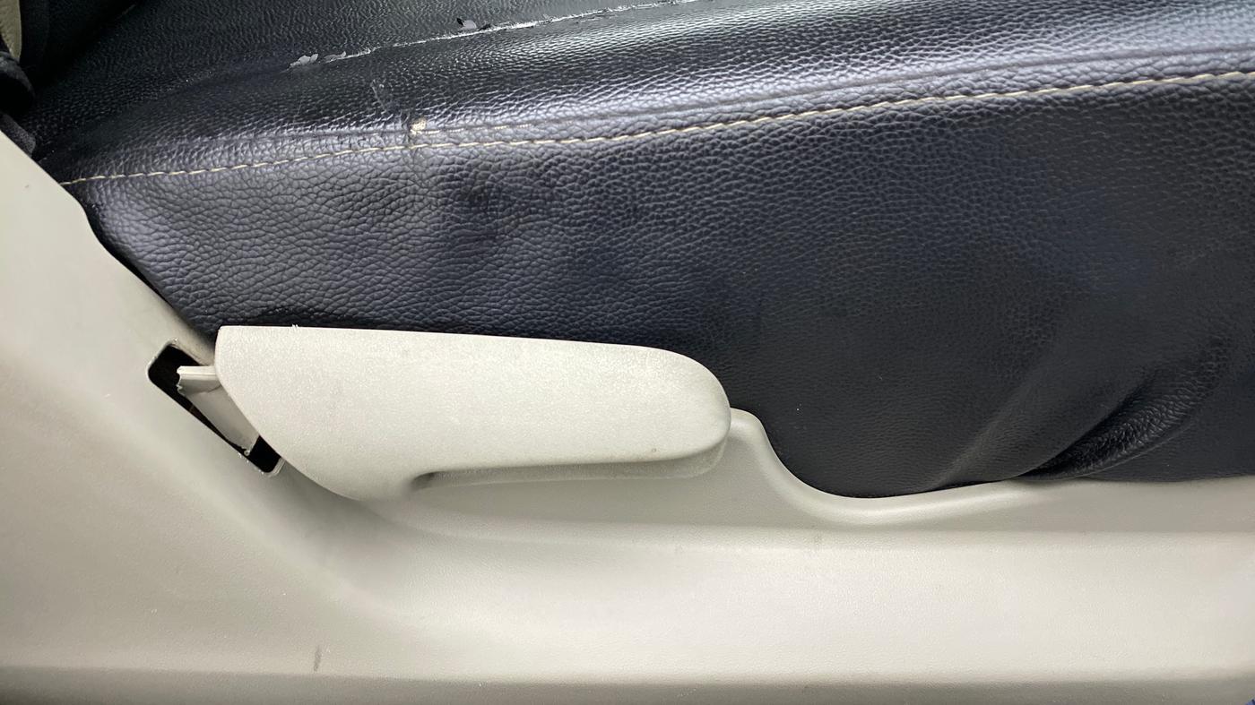 2014 Maruti Celerio VXI AGS, Petrol, Automatic, 96,597 km, Driver Side Adjustment Panel