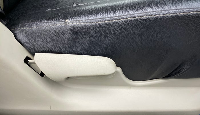 2014 Maruti Celerio VXI AGS, Petrol, Automatic, 96,597 km, Driver Side Adjustment Panel