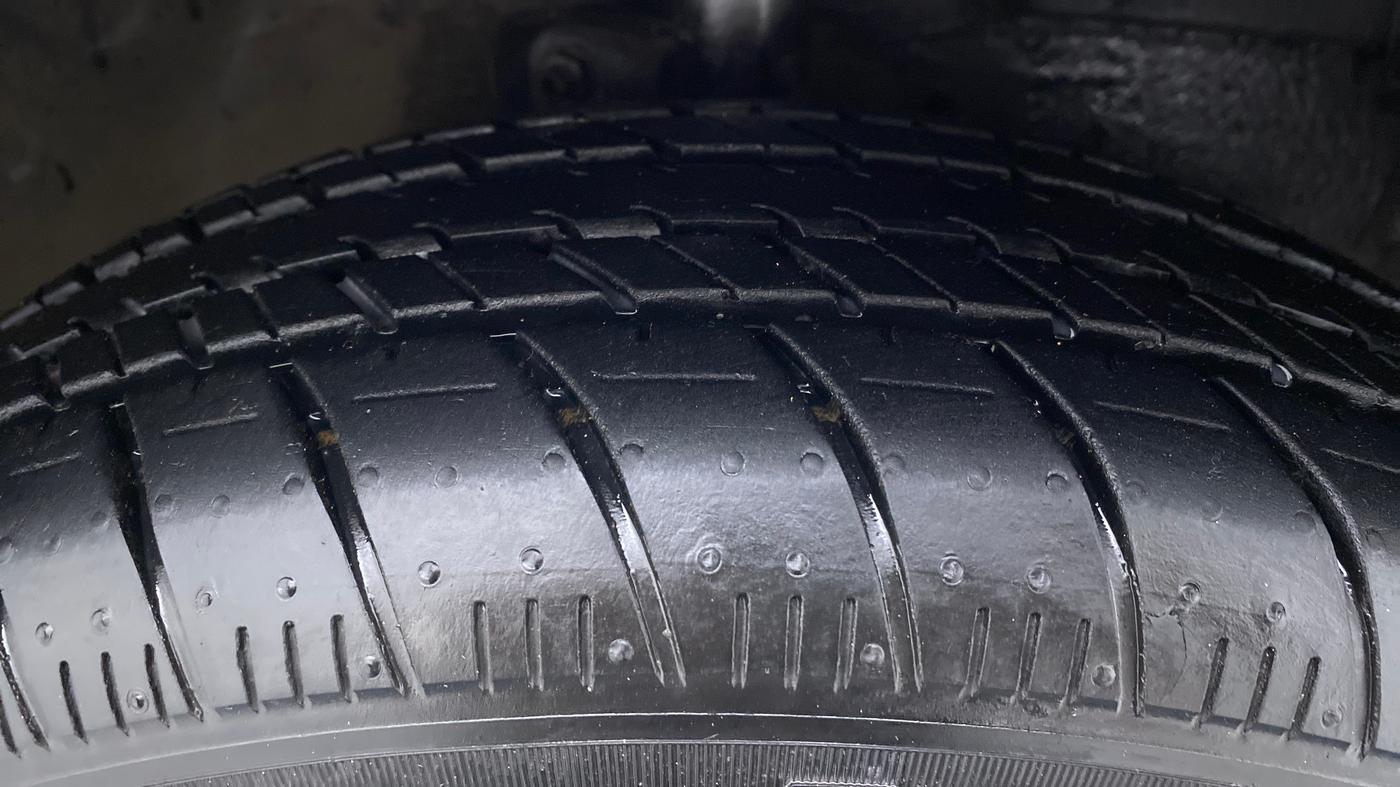 2014 Maruti Celerio VXI AGS, Petrol, Automatic, 96,597 km, Right Front Tyre Tread