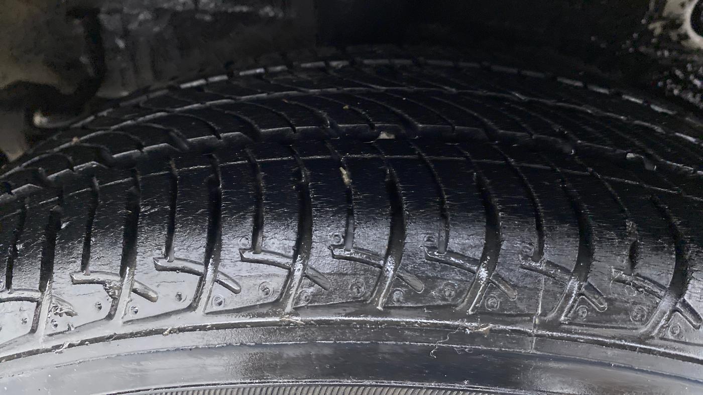 2014 Maruti Celerio VXI AGS, Petrol, Automatic, 96,597 km, Right Rear Tyre Tread