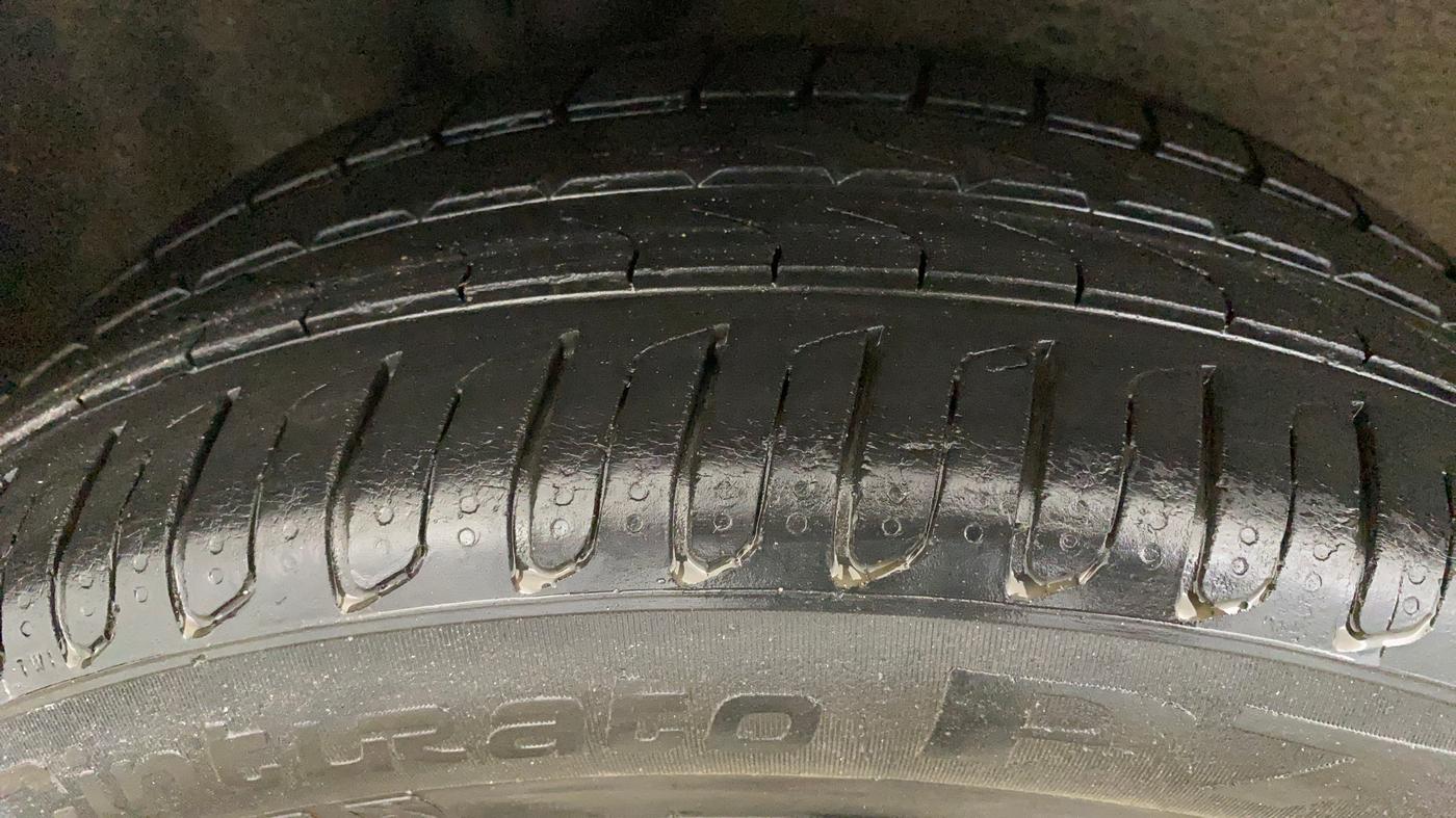 2017 Ford Ecosport TITANIUM + 1.5L PETROL AT, Petrol, Automatic, 66,387 km, Right Rear Tyre Tread