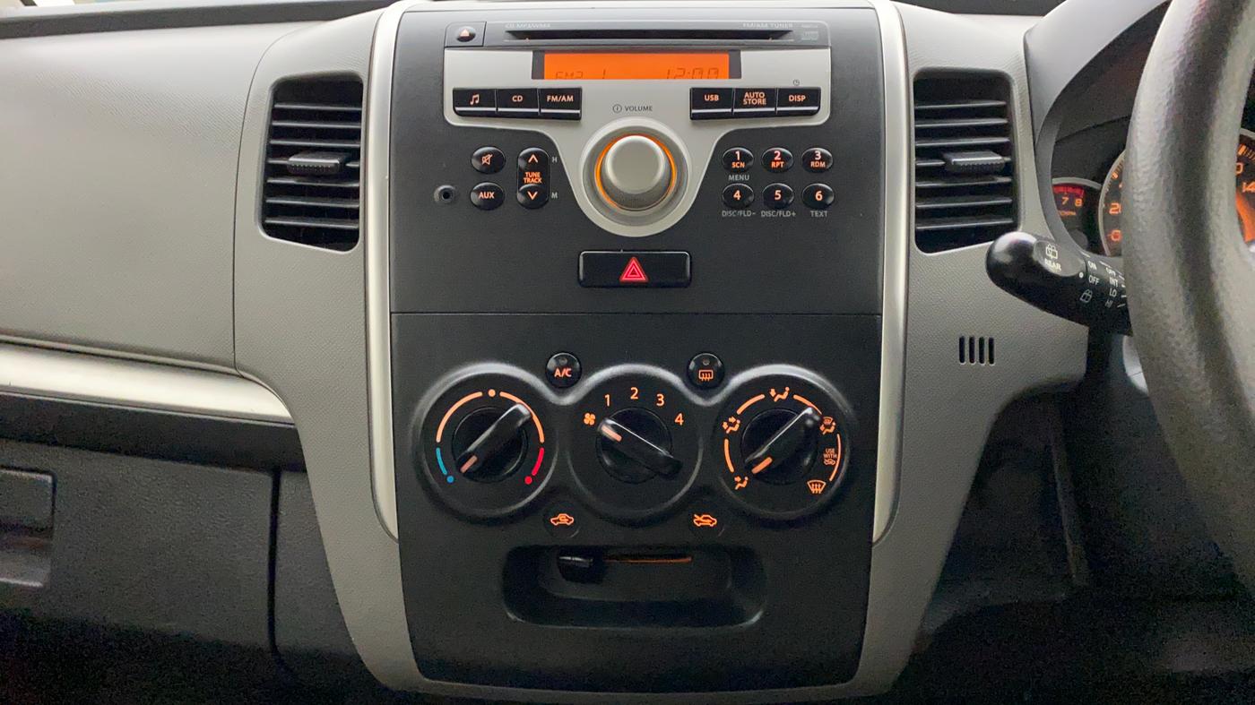 2011 Maruti Wagon R 1.0 VXI, Petrol, Manual, 57,911 km, Air Conditioner