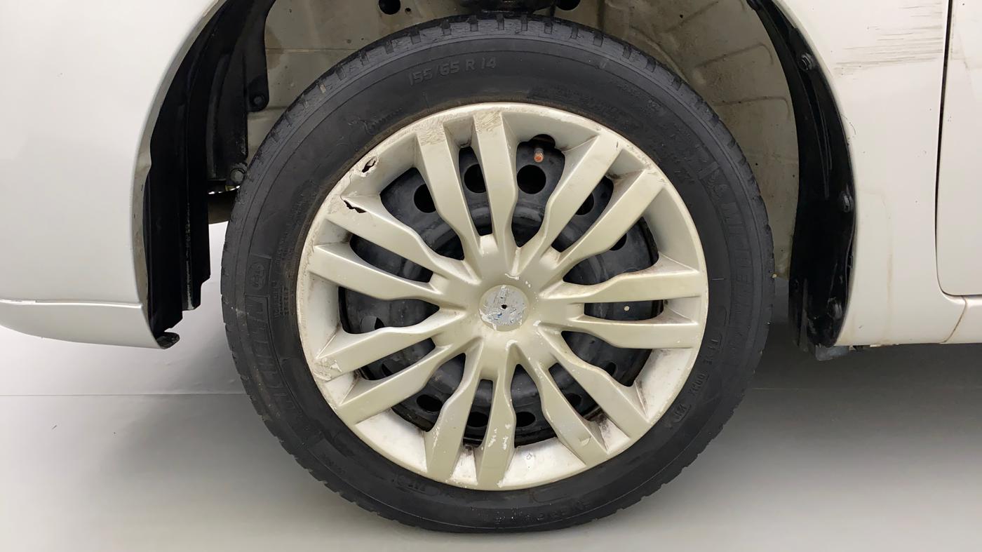 2011 Maruti Wagon R 1.0 VXI, Petrol, Manual, 57,911 km, Left Front Wheel