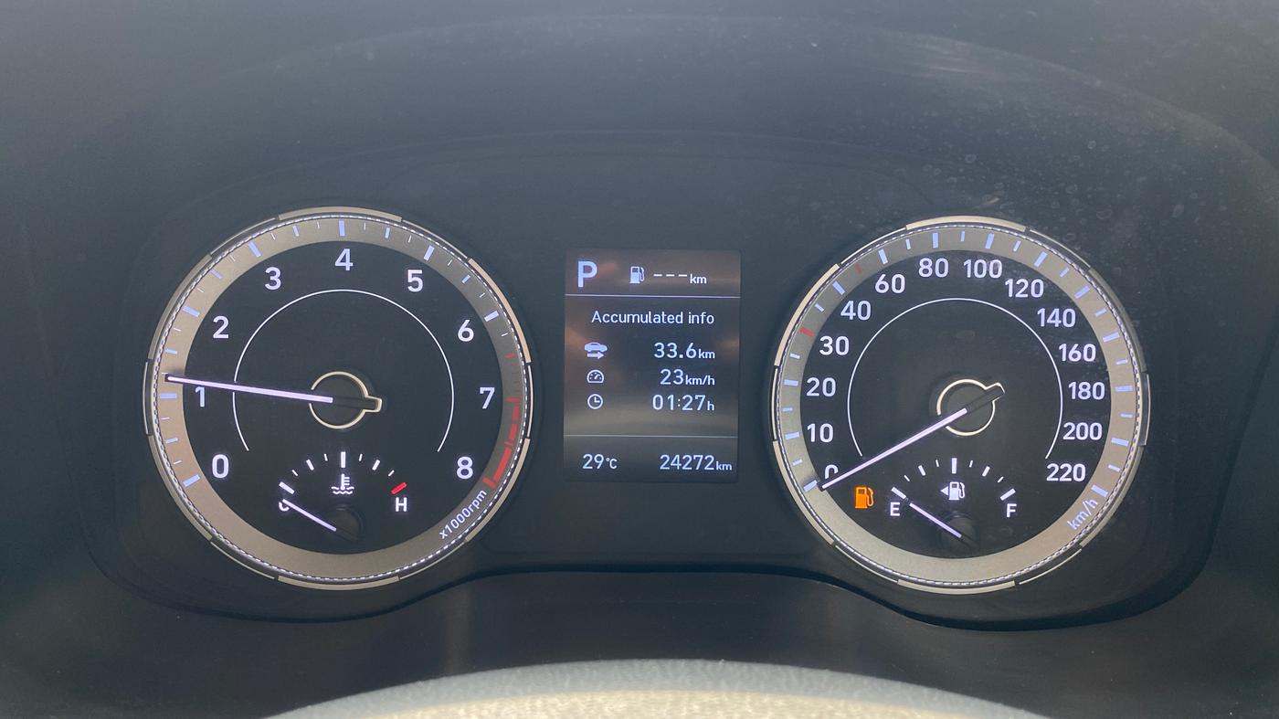 2022 Hyundai VENUE SX PLUS 1.0 TURBO DCT DUAL TONE, Petrol, Automatic, 24,238 km, Odometer Image