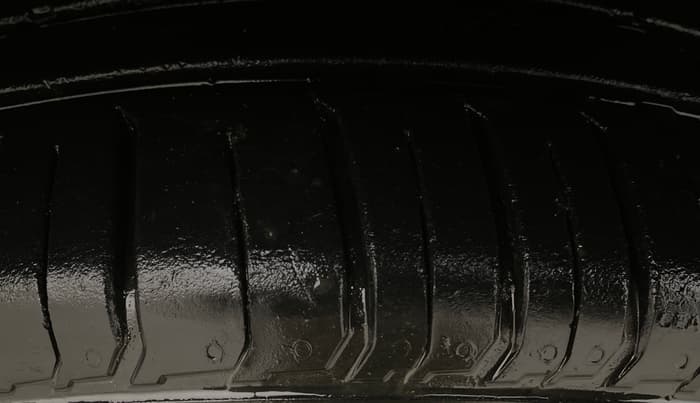 2022 Hyundai VENUE SX PLUS 1.0 TURBO DCT DUAL TONE, Petrol, Automatic, 24,238 km, Left Front Tyre Tread