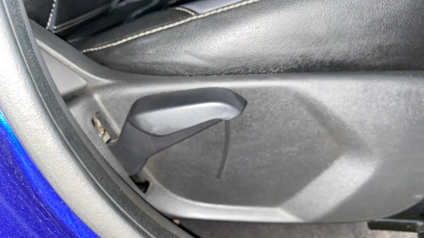 2019 Ford New Figo TITANIUM 1.2 PETROL MT, Petrol, Manual, 28,035 km, Driver Side Adjustment Panel