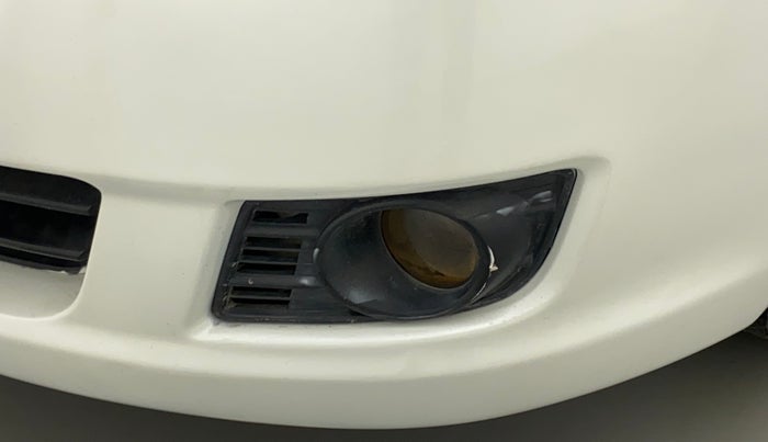 2011 Maruti Swift LXI, Petrol, Manual, 66,916 km, Left fog light - Minor damage