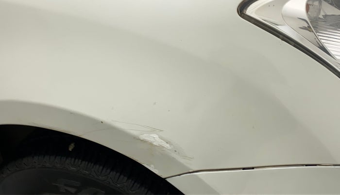 2011 Maruti Swift LXI, Petrol, Manual, 66,916 km, Right fender - Slight discoloration