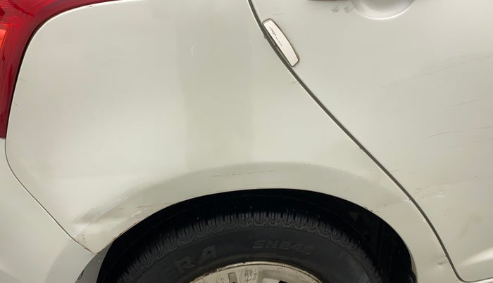 2011 Maruti Swift LXI, Petrol, Manual, 66,916 km, Right quarter panel - Minor scratches