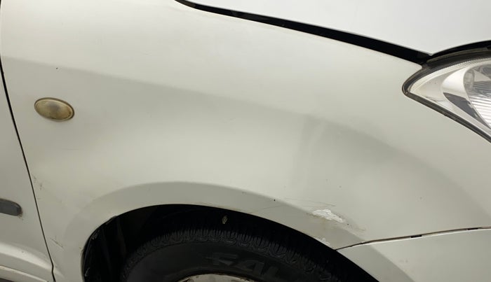 2011 Maruti Swift LXI, Petrol, Manual, 66,916 km, Right fender - Slightly dented