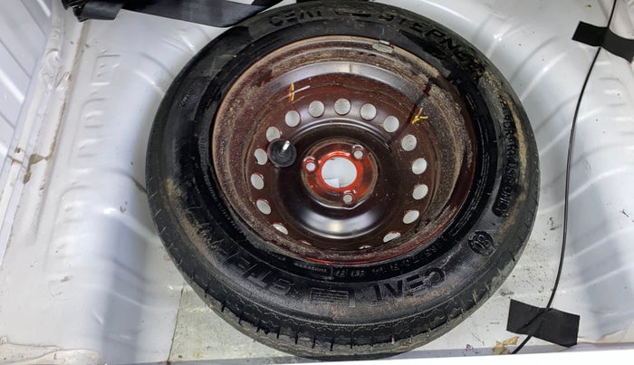 2021 Renault Kwid RXT 1.0 AMT (O), Petrol, Automatic, 12,984 km, Spare Tyre