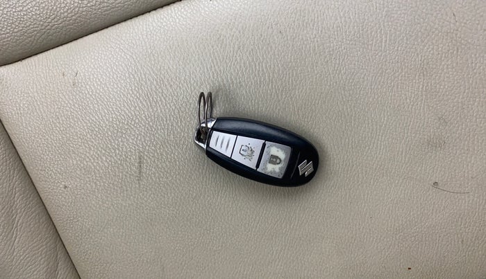 2017 Maruti Ertiga ZDI + SHVS, Diesel, Manual, 68,376 km, Key Close Up