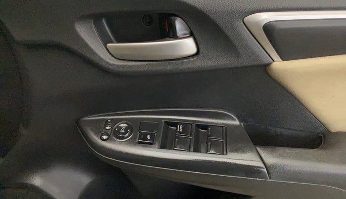 2018 Honda Jazz 1.2L I-VTEC V, Petrol, Manual, 47,180 km, Driver Side Door Panels Control