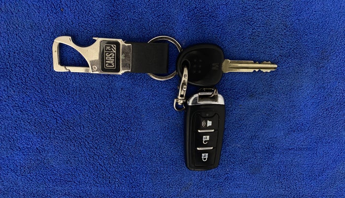 2013 Hyundai Eon ERA +, Petrol, Manual, 52,123 km, Key Close Up