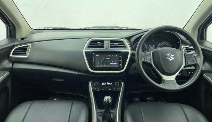 2015 Maruti S Cross ZETA 1.3, Diesel, Manual, 1,52,026 km, Dashboard