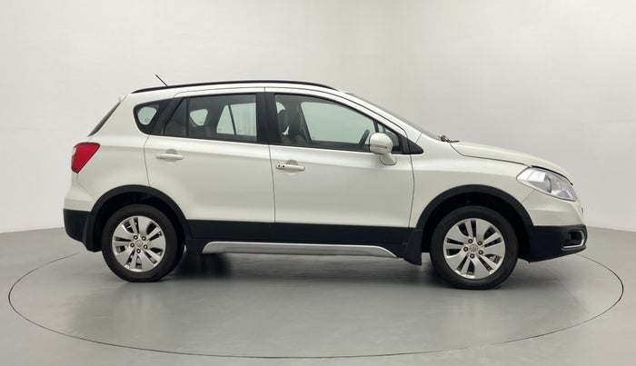2015 Maruti S Cross ZETA 1.3, Diesel, Manual, 1,52,026 km, Right Side View