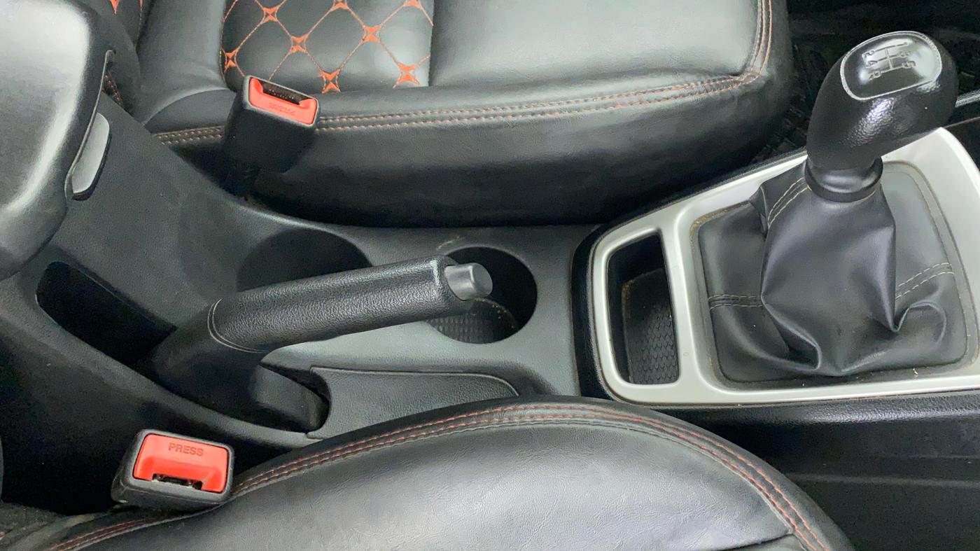 2021 Hyundai VENUE S 1.2, Petrol, Manual, 50,177 km, Gear Lever