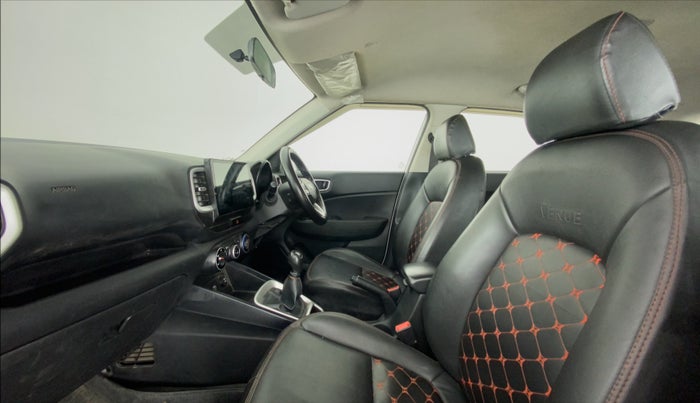 2021 Hyundai VENUE S 1.2, Petrol, Manual, 50,177 km, Right Side Front Door Cabin