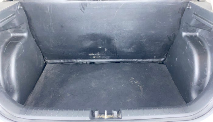 2021 Hyundai VENUE S 1.2, Petrol, Manual, 50,177 km, Boot Inside
