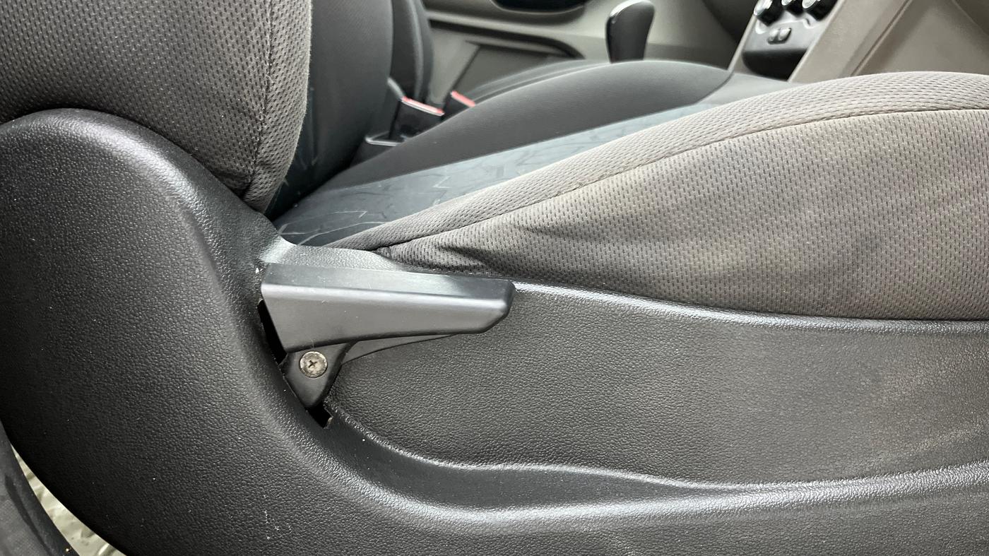 2017 Tata Tiago XT PETROL, Petrol, Manual, 81,670 km, Driver Side Adjustment Panel