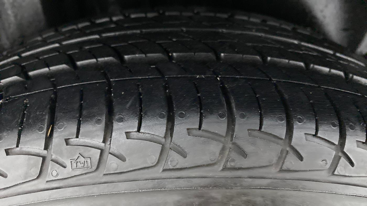 2020 Skoda Rapid 1.0 AMBITION TSI AT, Petrol, Automatic, 7,270 km, Right Rear Tyre Tread