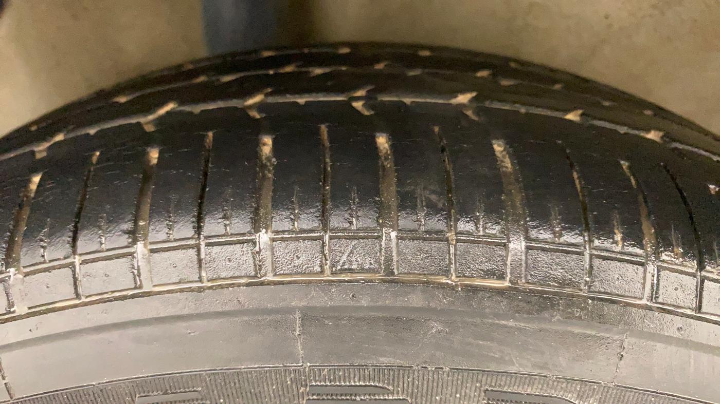 2013 Maruti Ritz VXI, Petrol, Manual, 54,850 km, Right Rear Tyre Tread