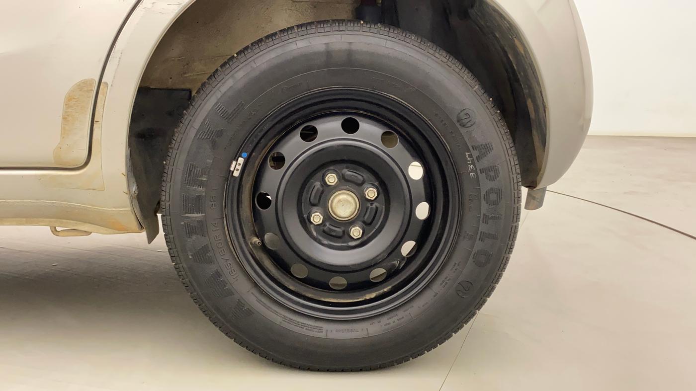 2013 Maruti Ritz VXI, Petrol, Manual, 54,850 km, Left Rear Wheel