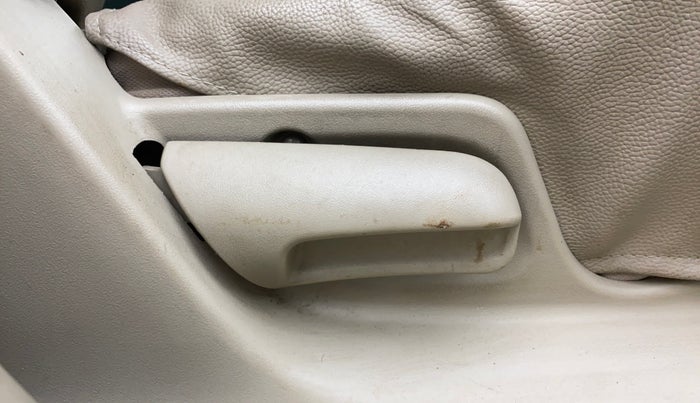 2015 Maruti Swift Dzire VXI, Petrol, Manual, 96,189 km, Driver Side Adjustment Panel