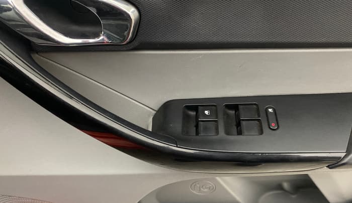 2020 Tata Tiago XZA PLUS PETROL, Petrol, Automatic, 98,344 km, Driver Side Door Panels Control