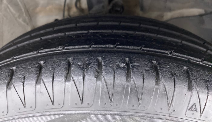 2016 Honda City V MT PETROL, Petrol, Manual, 64,273 km, Right Front Tyre Tread