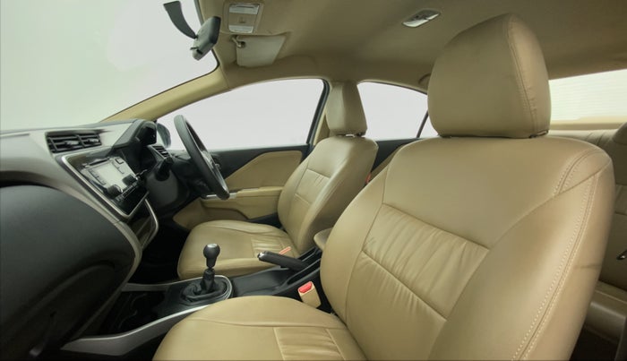 2016 Honda City V MT PETROL, Petrol, Manual, 64,273 km, Right Side Front Door Cabin