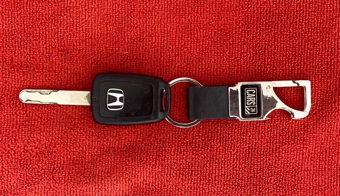 2016 Honda City V MT PETROL, Petrol, Manual, 64,273 km, Key Close Up