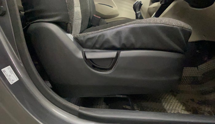 2021 Hyundai NEW SANTRO SPORTZ AMT, Petrol, Automatic, 93,034 km, Driver Side Adjustment Panel