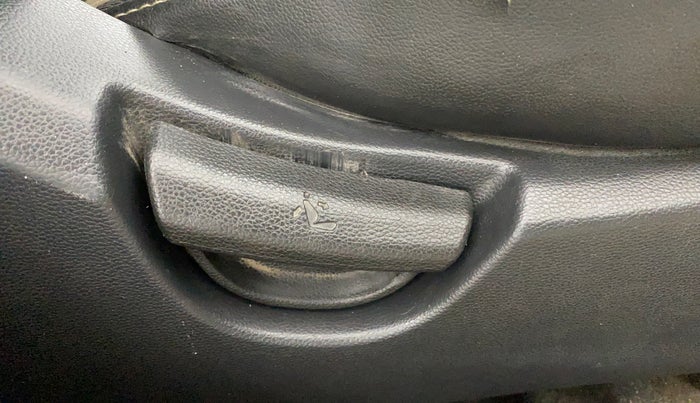 2015 Hyundai Grand i10 SPORTZ 1.2 KAPPA VTVT, Petrol, Manual, 46,802 km, Driver Side Adjustment Panel