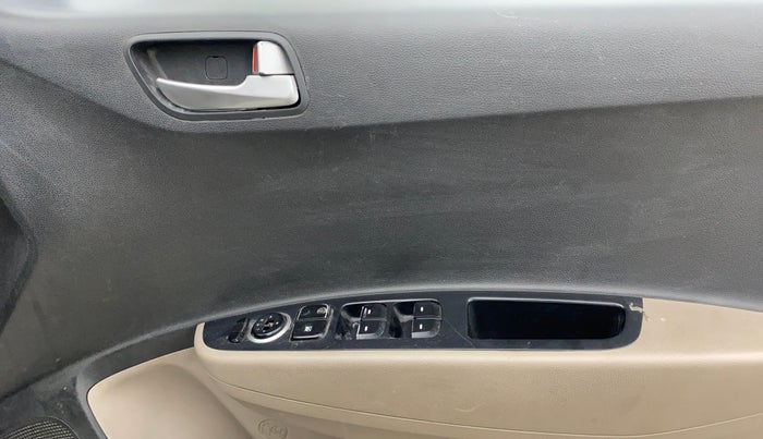 2015 Hyundai Grand i10 SPORTZ 1.2 KAPPA VTVT, Petrol, Manual, 46,802 km, Driver Side Door Panels Control