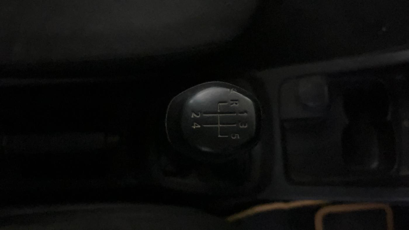 2019 Renault Kwid RXL, Petrol, Manual, 25,737 km, Gear Lever