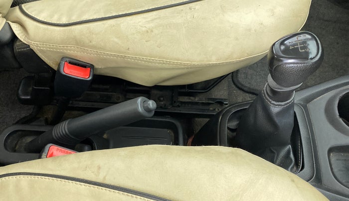 2019 Datsun Redi Go A, CNG, Manual, 20,796 km, Gear Lever