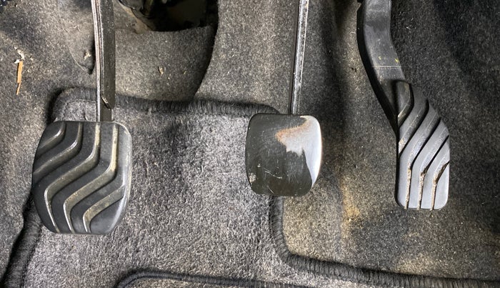 2019 Datsun Redi Go A, CNG, Manual, 20,796 km, Pedals