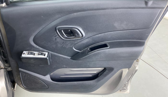 2019 Datsun Redi Go A, CNG, Manual, 20,796 km, Driver Side Door Panels Control