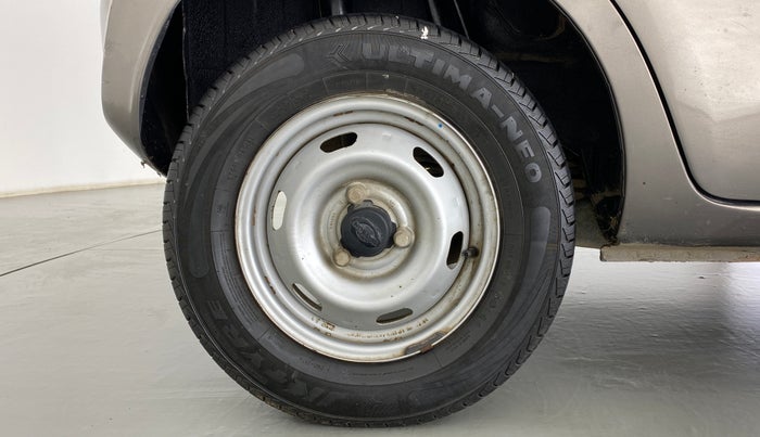 2019 Datsun Redi Go A, CNG, Manual, 20,796 km, Right Rear Wheel