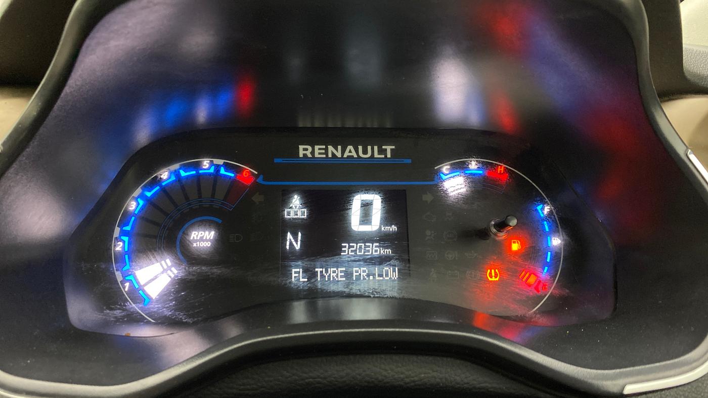 2024 Renault Kiger RXT AMT, CNG, Automatic, 32,036 km, Odometer Image