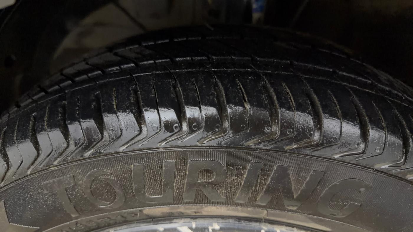 2021 Maruti XL6 ZETA MT, Petrol, Manual, 1,05,201 km, Left Front Tyre Tread