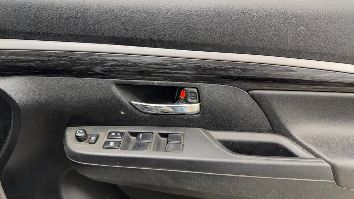 2021 Maruti XL6 ZETA MT, Petrol, Manual, 1,05,201 km, Driver Side Door Panels Control