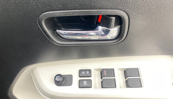 2022 Maruti IGNIS DELTA 1.2, Petrol, Manual, 24,518 km, Driver Side Door Panels Control