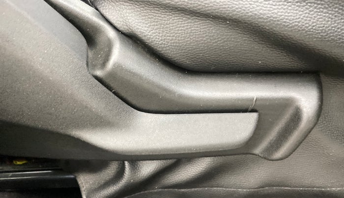 2022 Maruti IGNIS DELTA 1.2, Petrol, Manual, 24,518 km, Driver Side Adjustment Panel