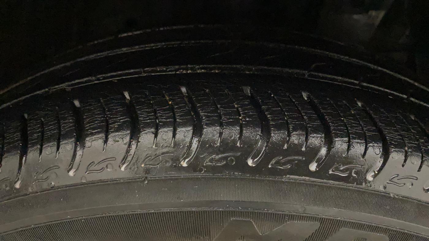 2021 Honda Amaze 1.2L I-VTEC VX CVT, Petrol, Automatic, 38,972 km, Right Front Tyre Tread