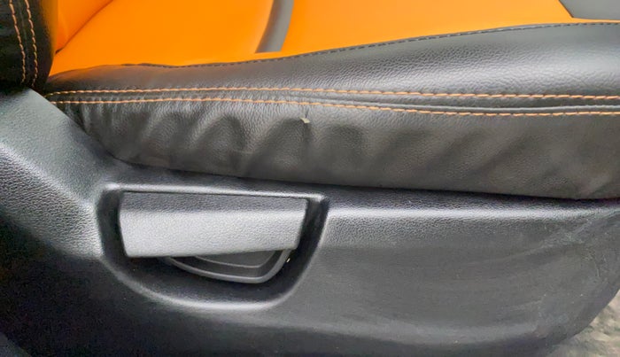 2019 Hyundai NEW SANTRO MAGNA AMT, Petrol, Automatic, 24,968 km, Driver Side Adjustment Panel