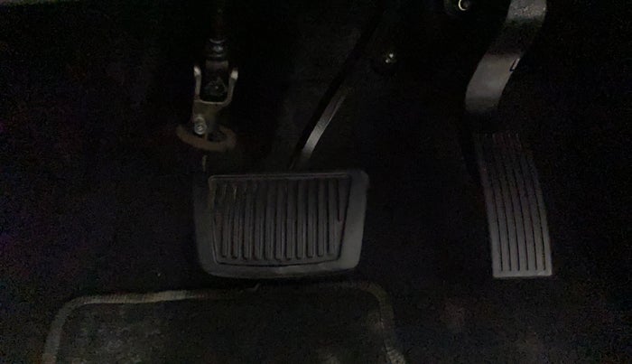 2019 Hyundai NEW SANTRO MAGNA AMT, Petrol, Automatic, 24,968 km, Pedals