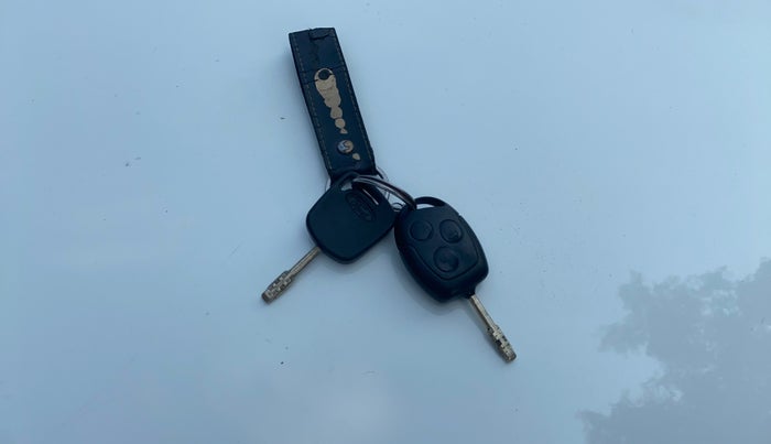 2012 Ford Fiesta TITANIUM DIESEL, Diesel, Manual, 67,185 km, Key Close Up