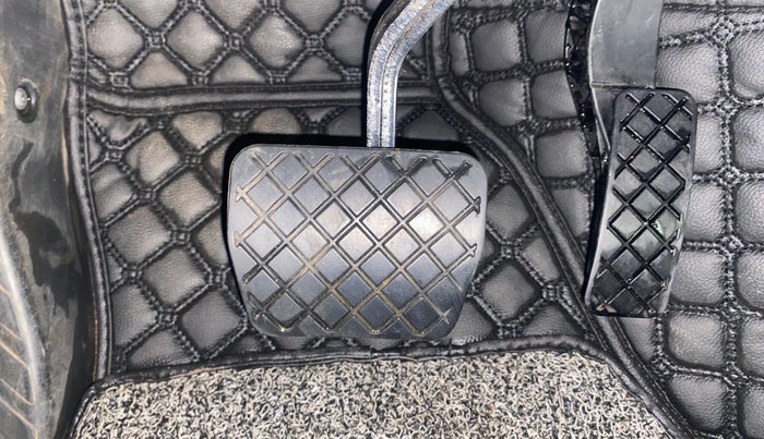 2021 Skoda KUSHAQ AMBITION 1.0L TSI AT, Petrol, Automatic, 76,745 km, Pedals